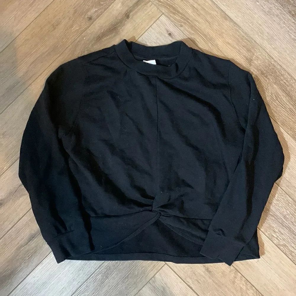 H & M front Knot Sweatshirt